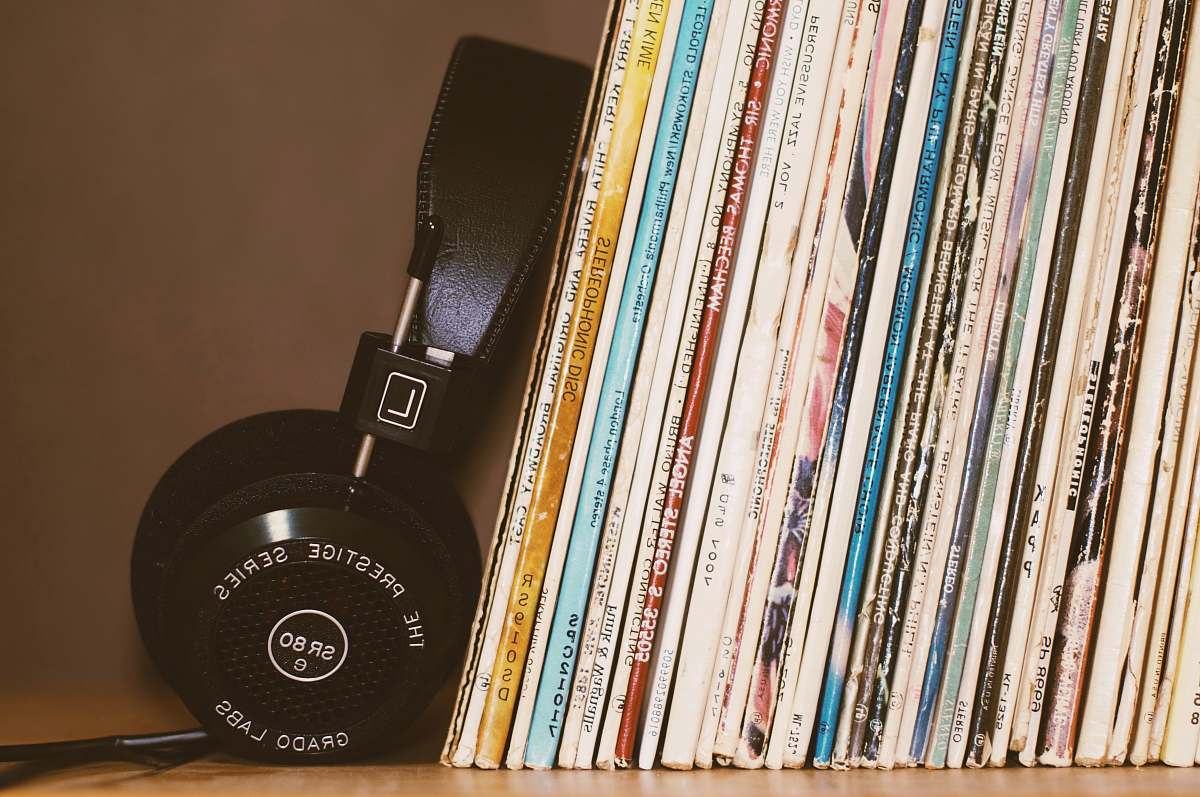 vintage wireless headphones