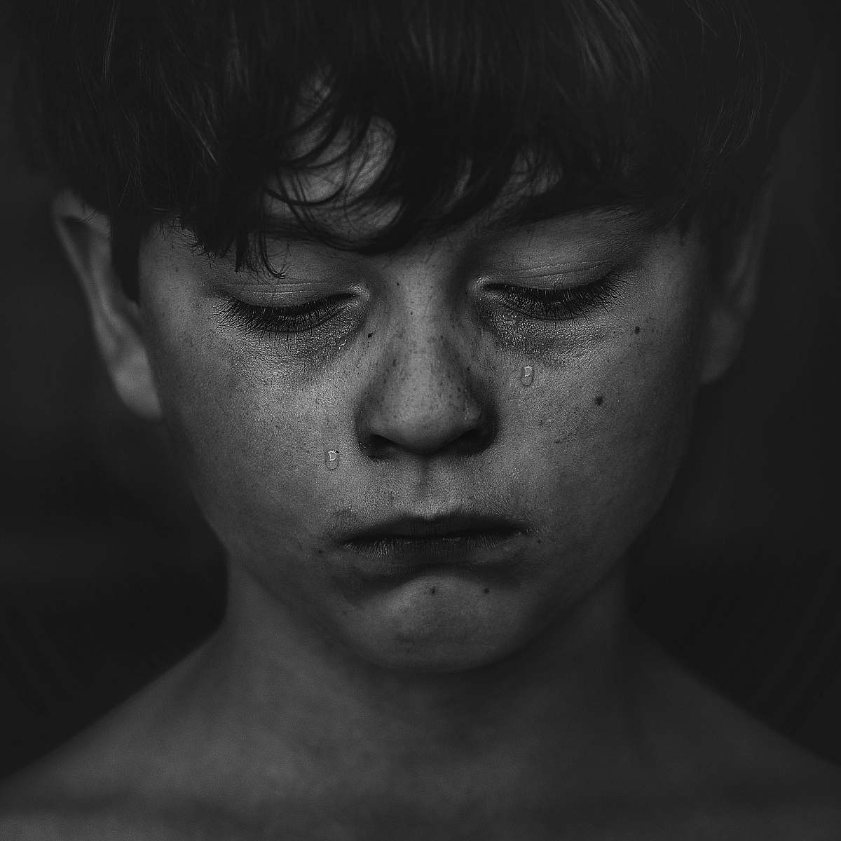 Black-and-white Black Haired Boy Crying Portrait Image Free Photo