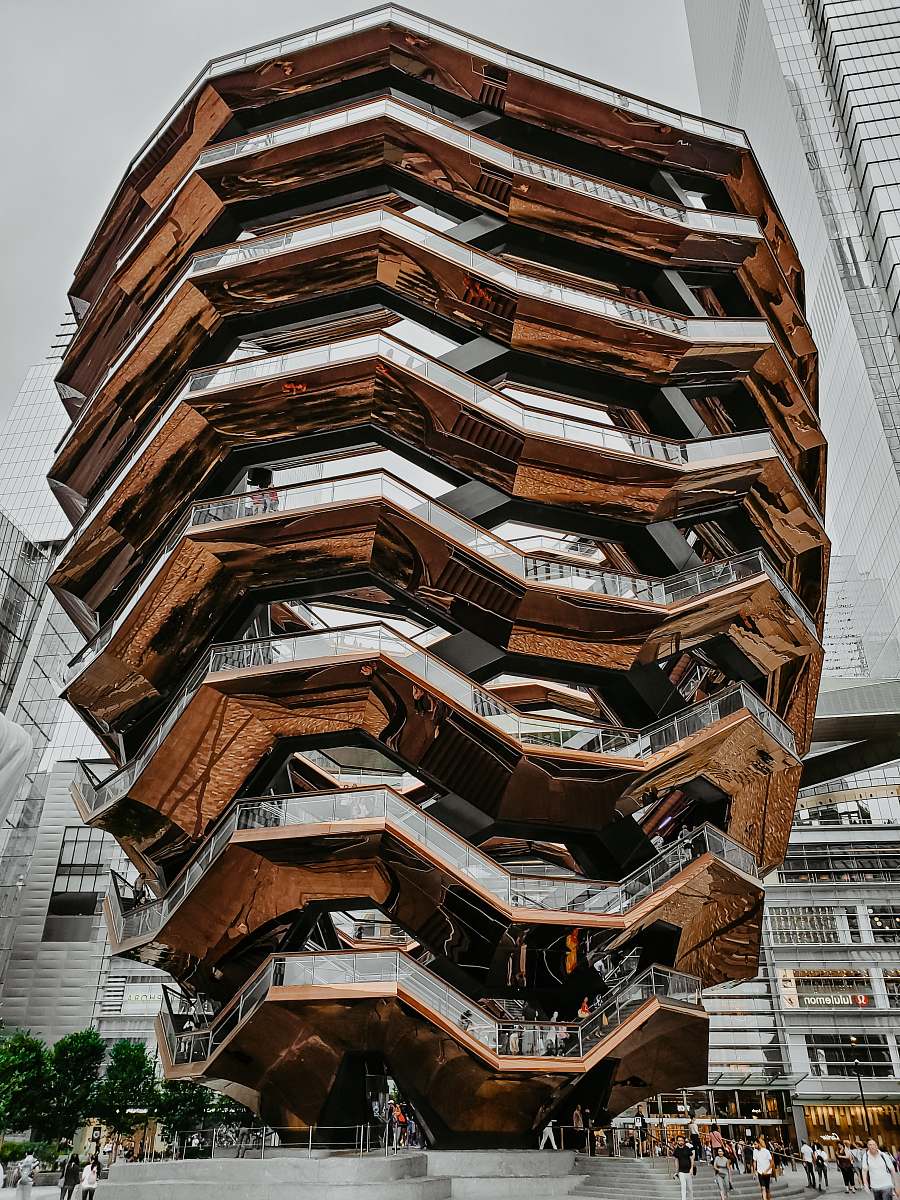 city brown and gray building during daytime photo urban