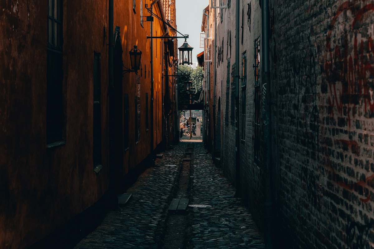 city empty building alley road