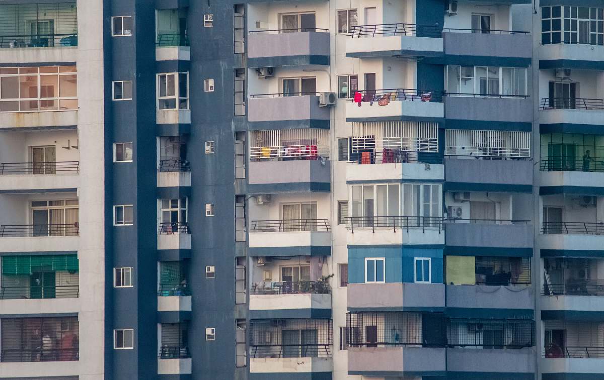city gray and white concrete building high rise