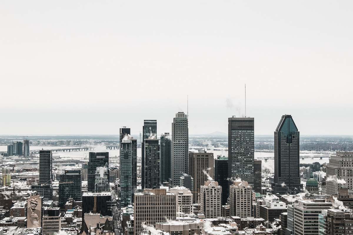 urban aerial photography of of city buildings during daytime town