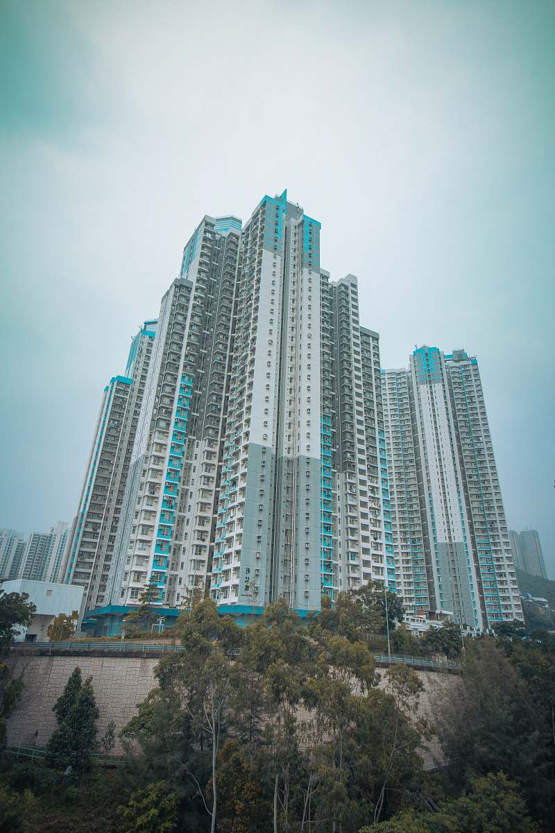 building gray and white building high rise