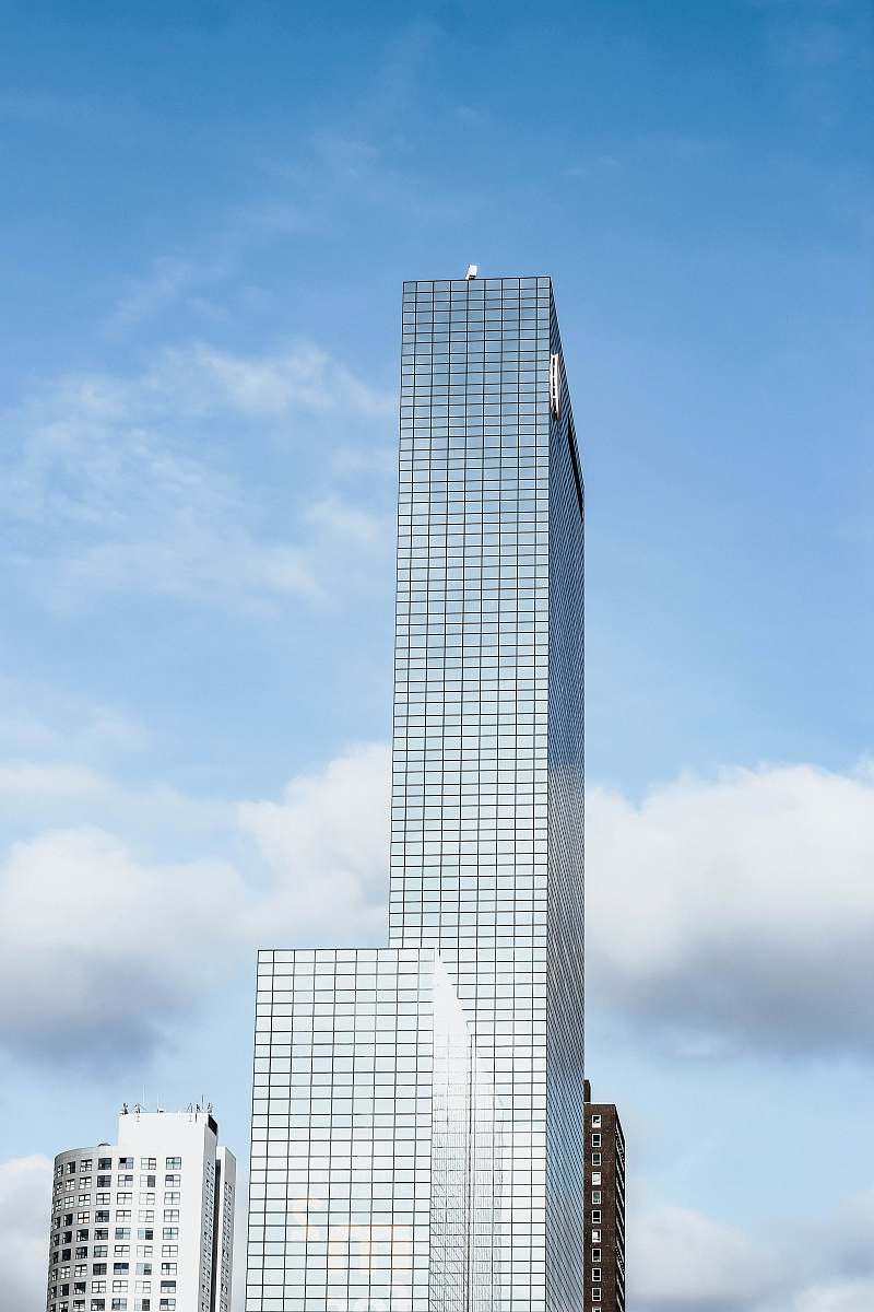 building grey concrete building high rise