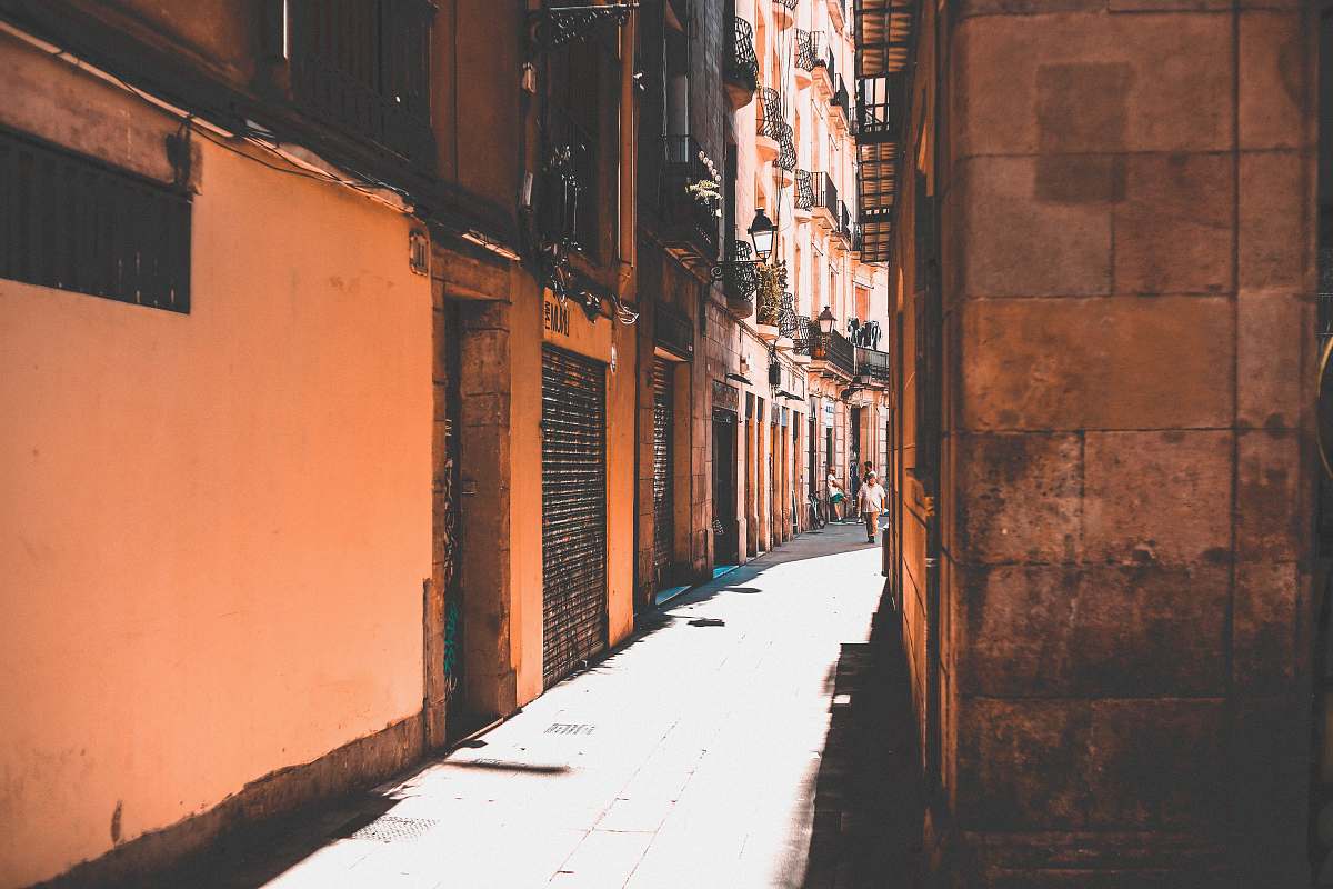 street pathway between buildings building