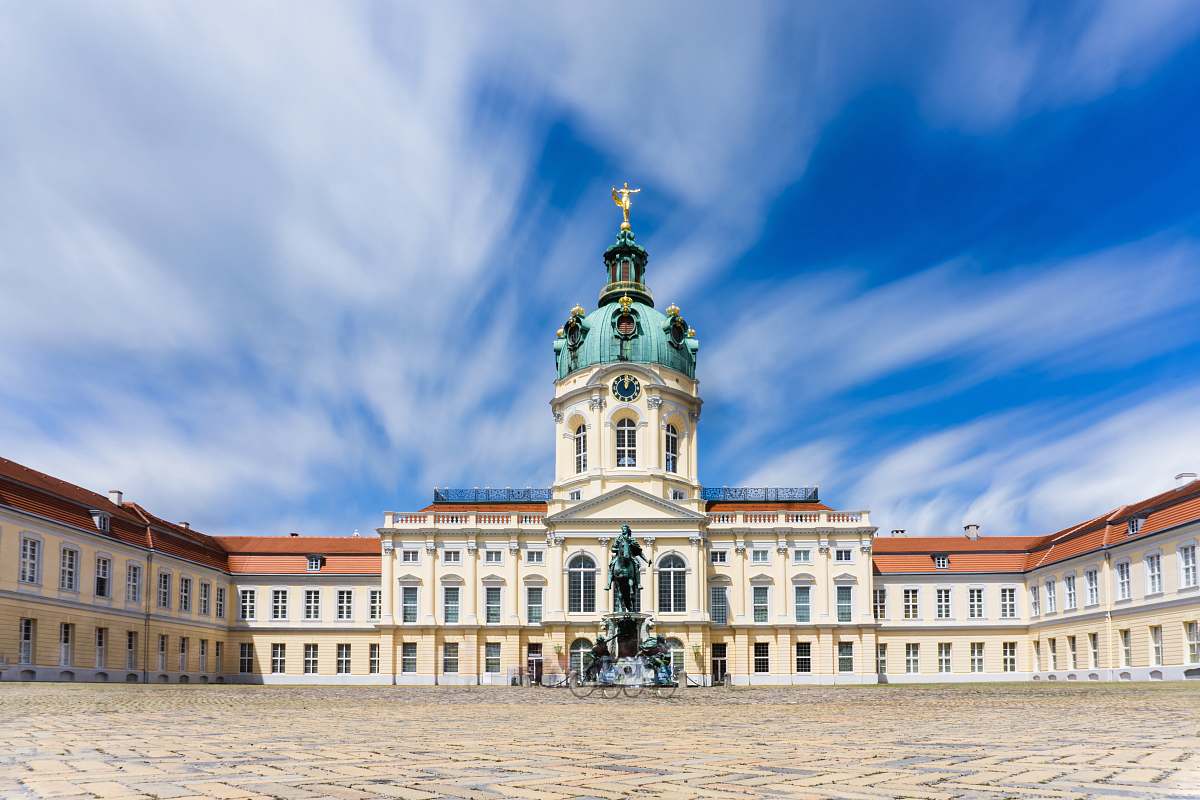 building white building during daytime town