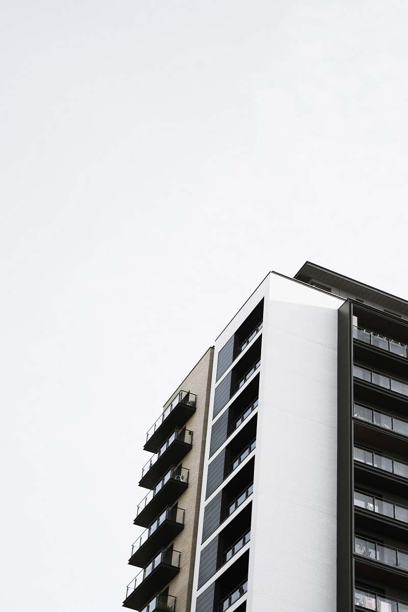 building white and gray concrete building during daytime town