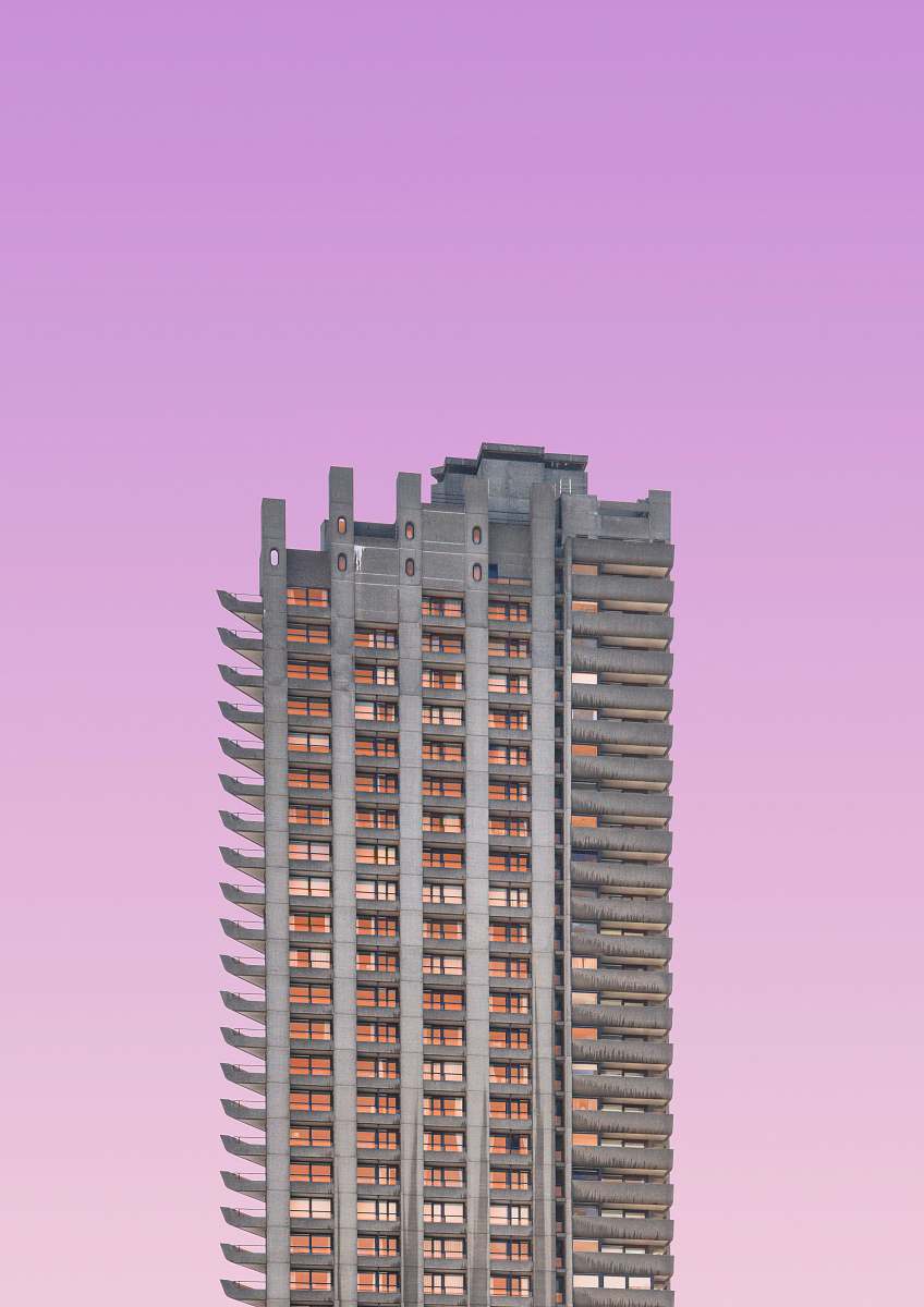 building white high-rise building city