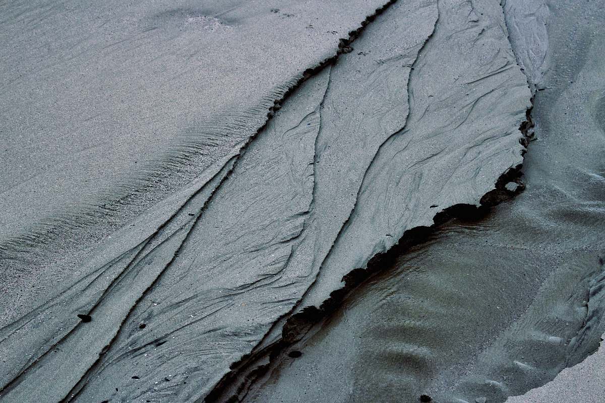grey brown dirt ocean