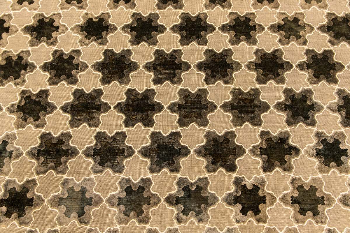 pattern white and black floral textile rug
