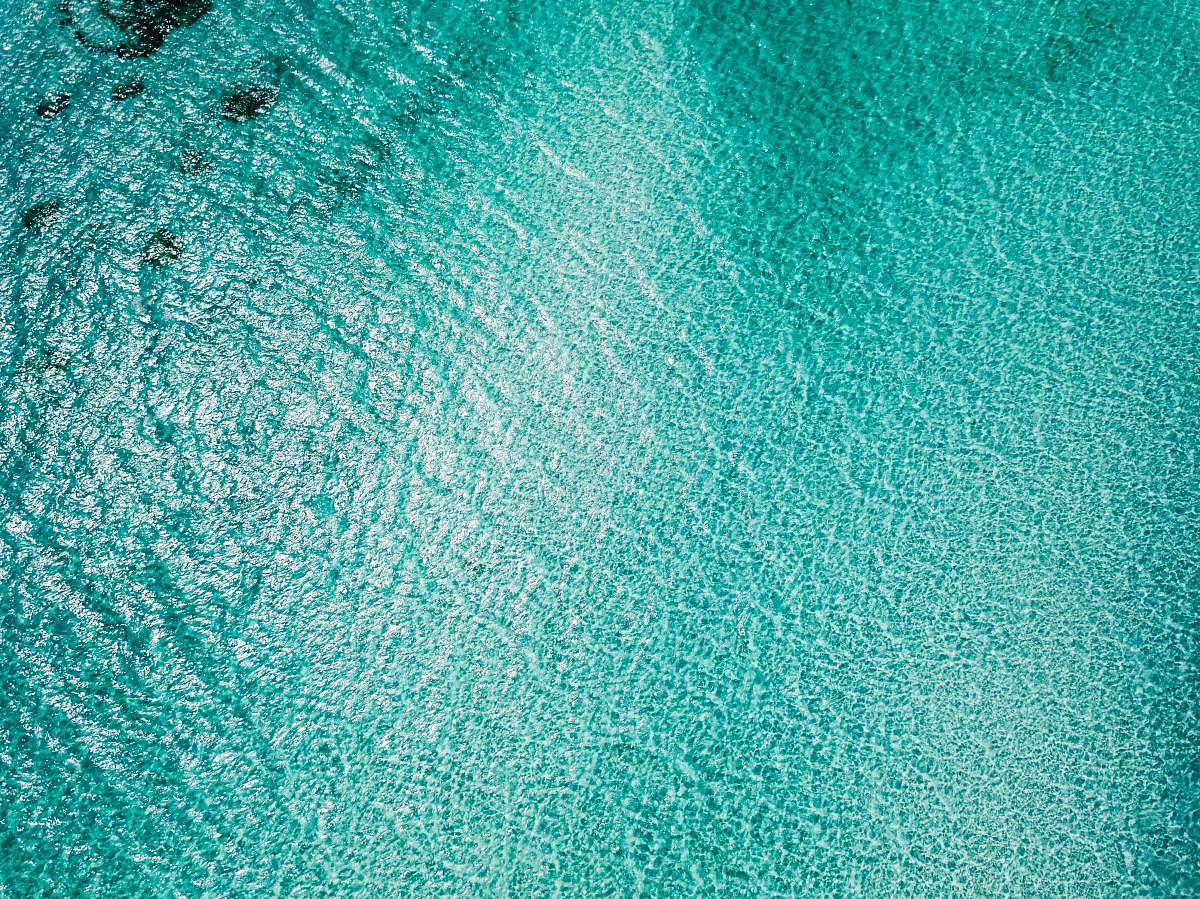 texture aerial view photography of body of water rug