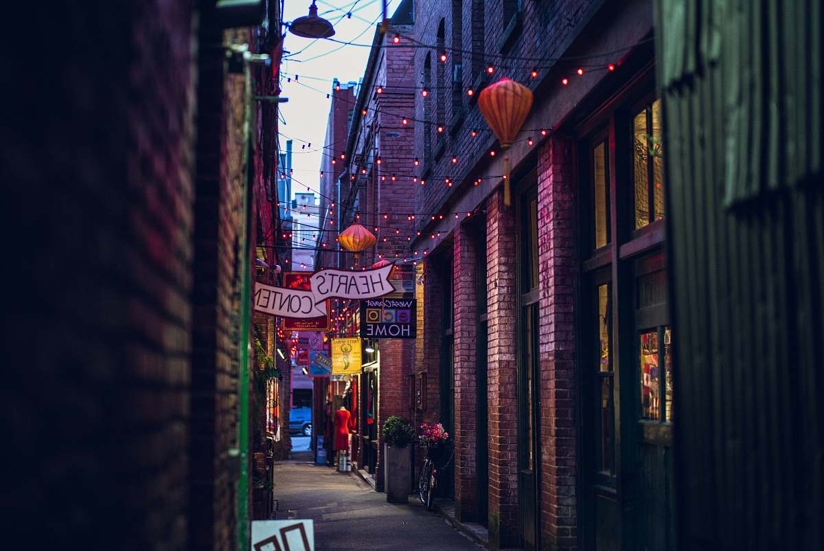 lights photo of a colored street with lightrs city