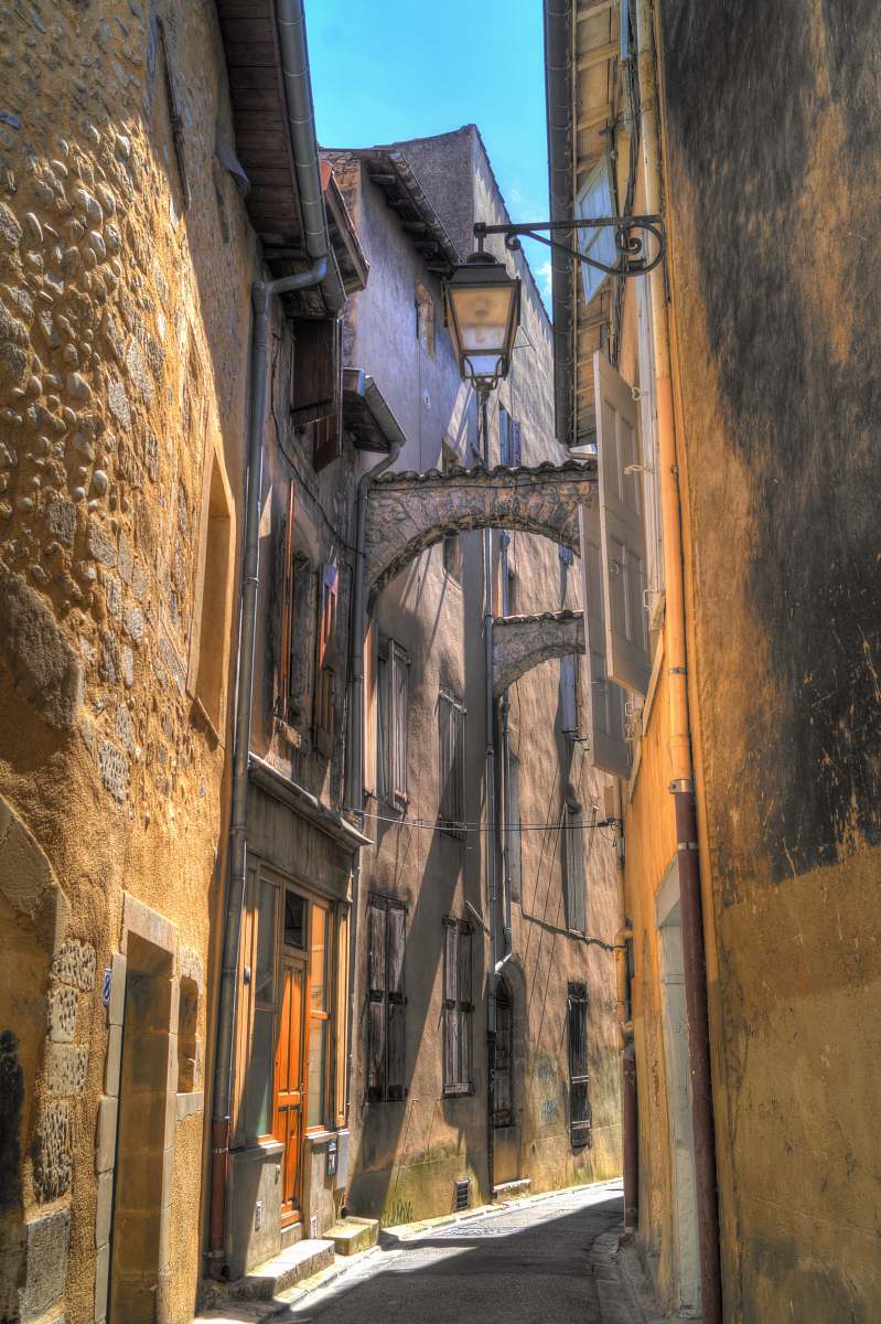 path beige and gray town alley walkway