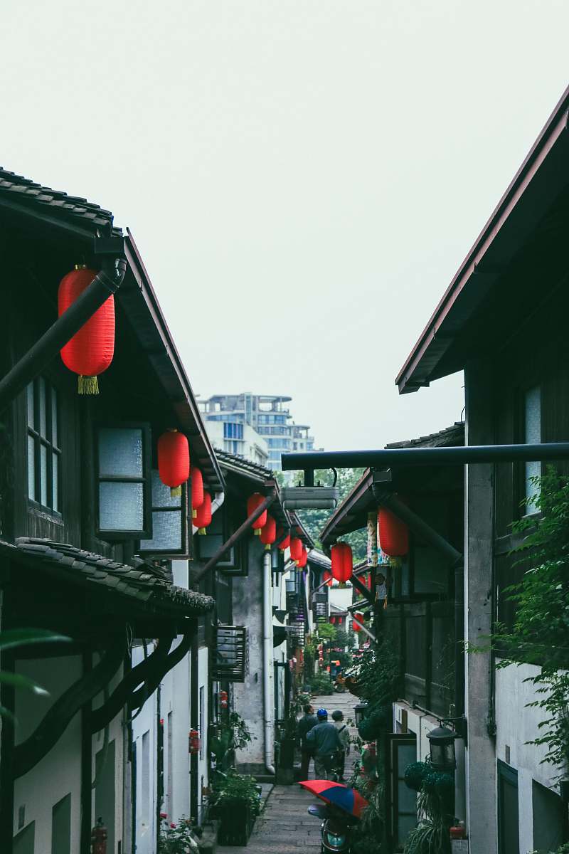 city pathway between houses road