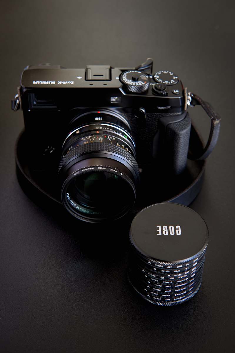 electronics black Fujifilm DSLR camera milan
