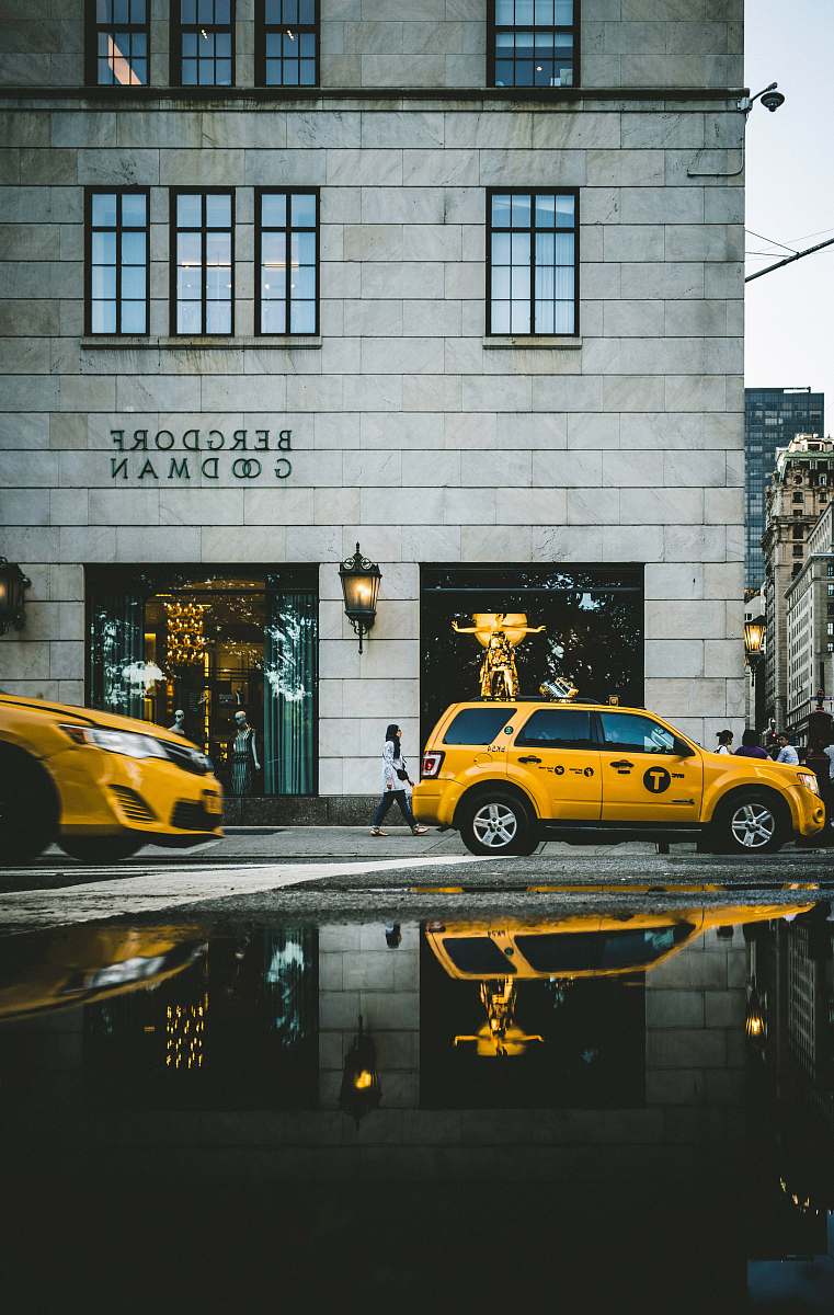 cab yellow 5-door hatchback taxi