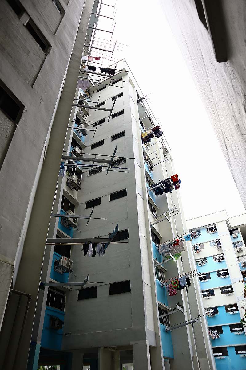 building gray concrete building high rise