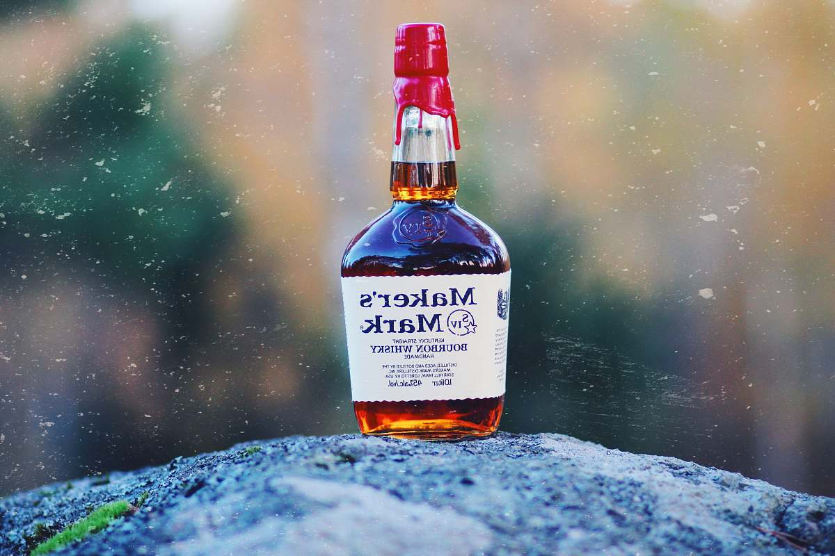 alcohol photo of Maker's Mark bottle bottle