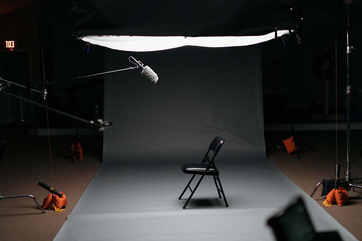 chair black folding chair on canvas lighting