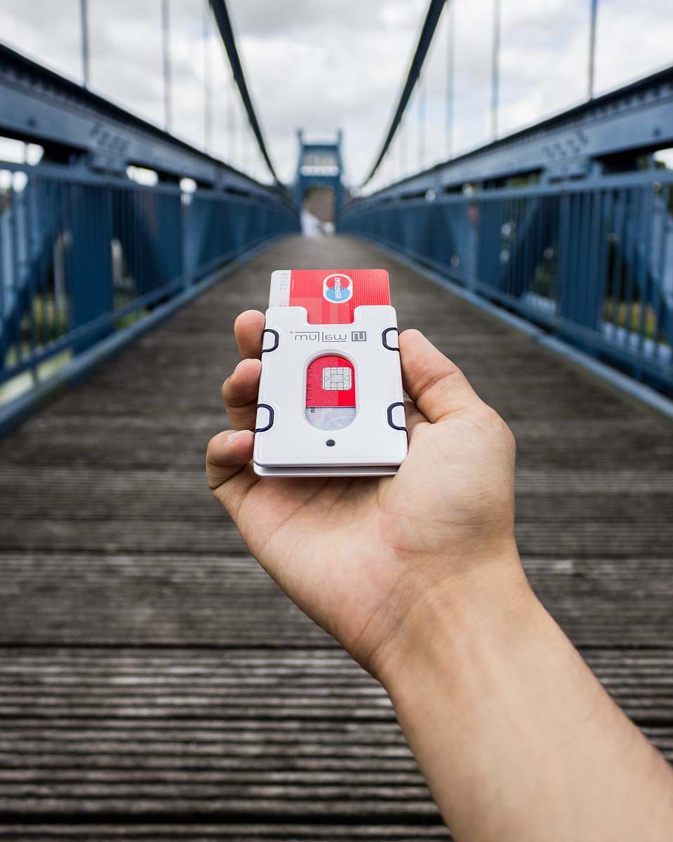 person white and red case germany