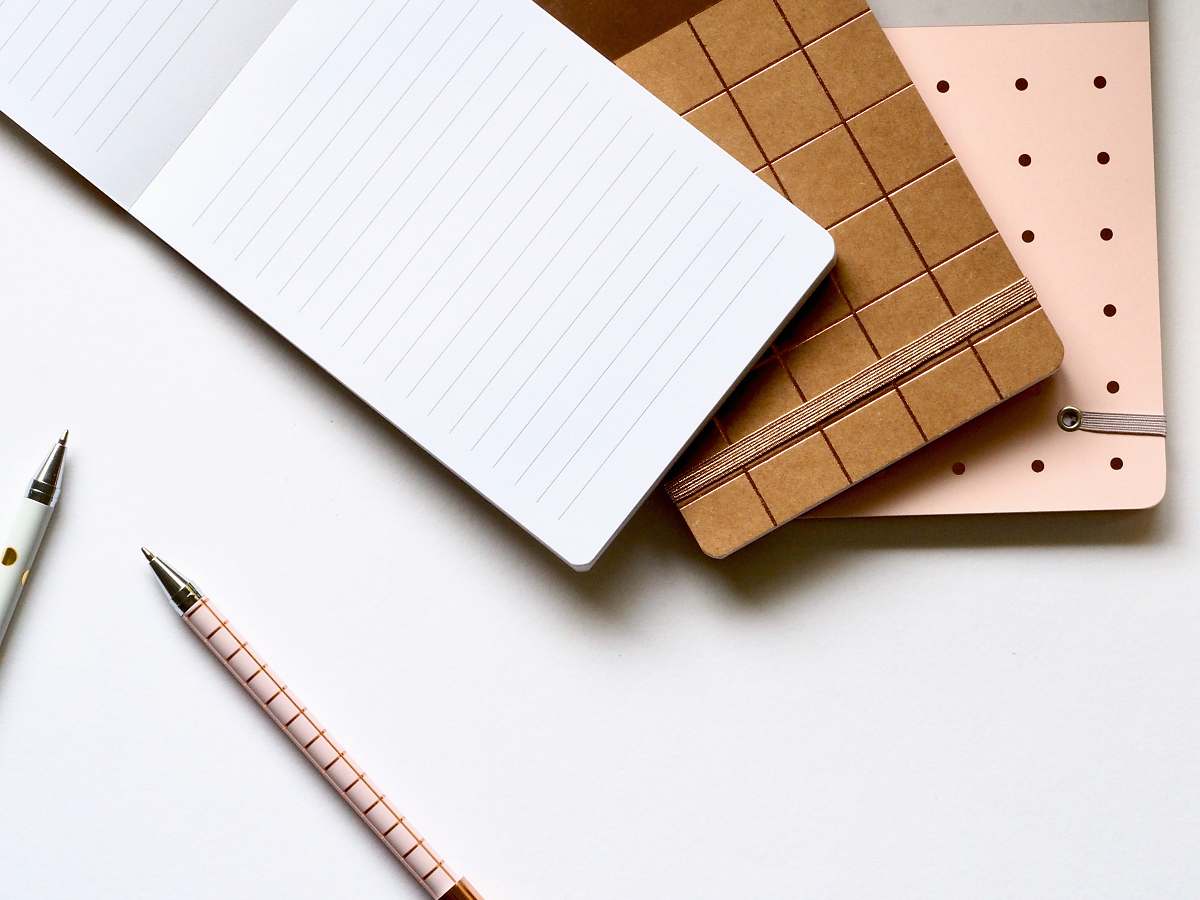 paper white pen on table blog