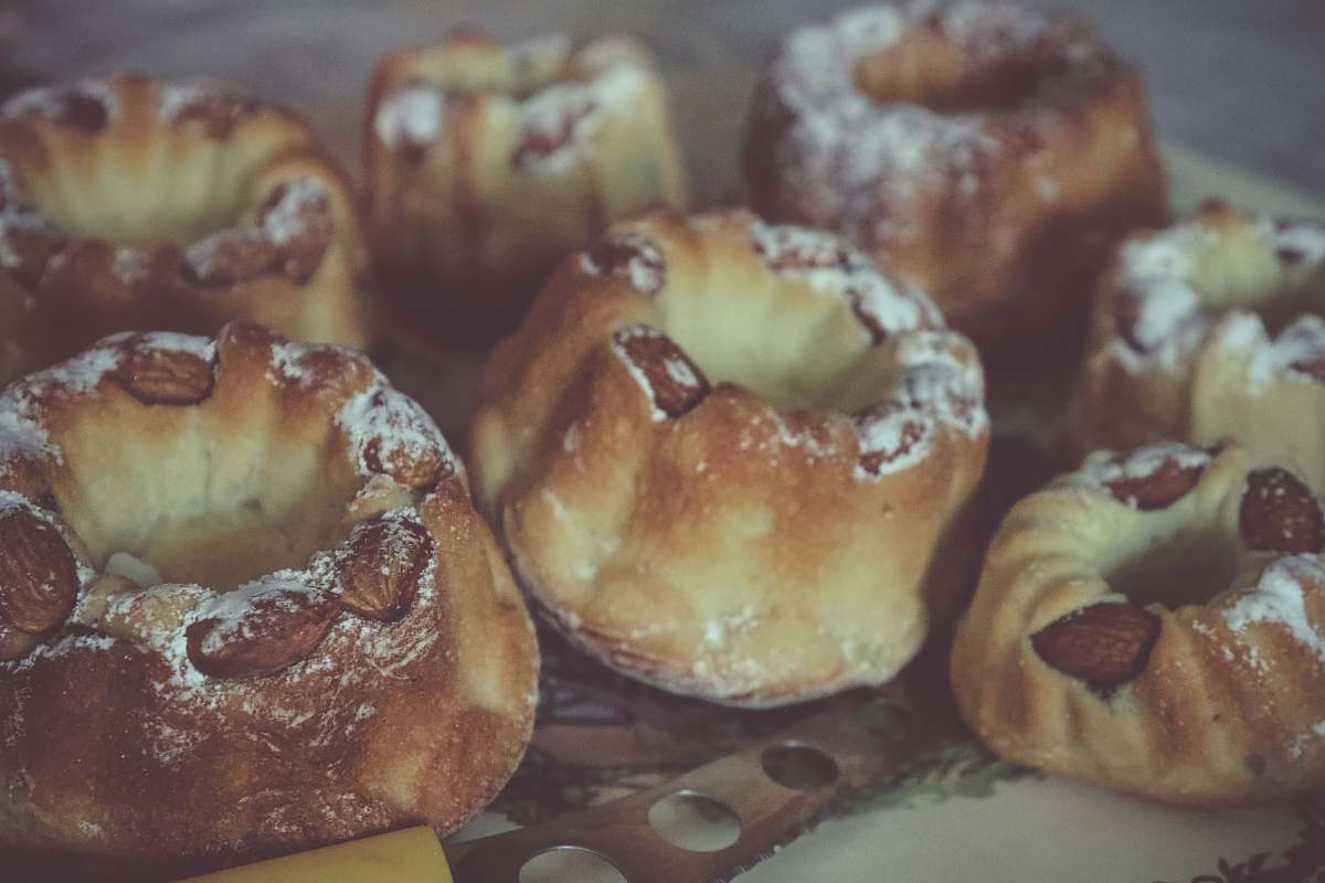 food cooked pastries cracker