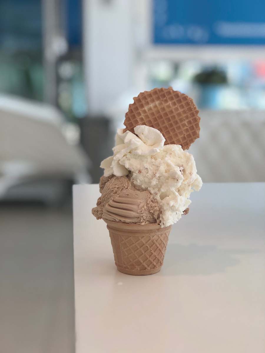 dessert white and brown ice cream close-up photography ice cream