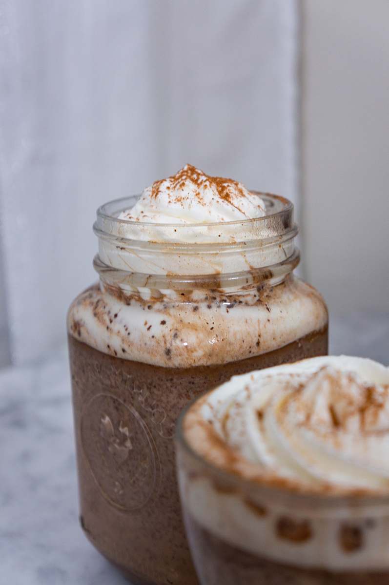 cream frappe in clear glass jar creme