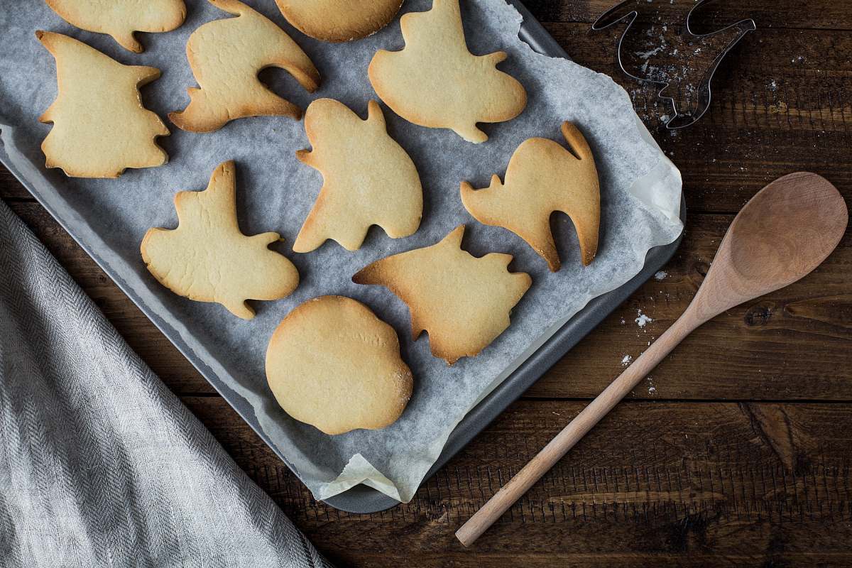 cookie assorted-shape cookies on tray biscuit