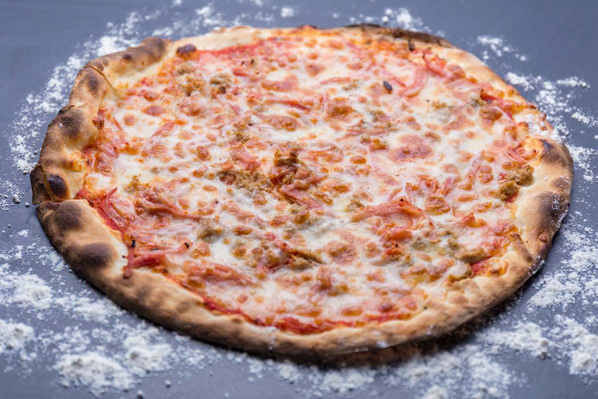 pizza baked pizza close-up photography grey