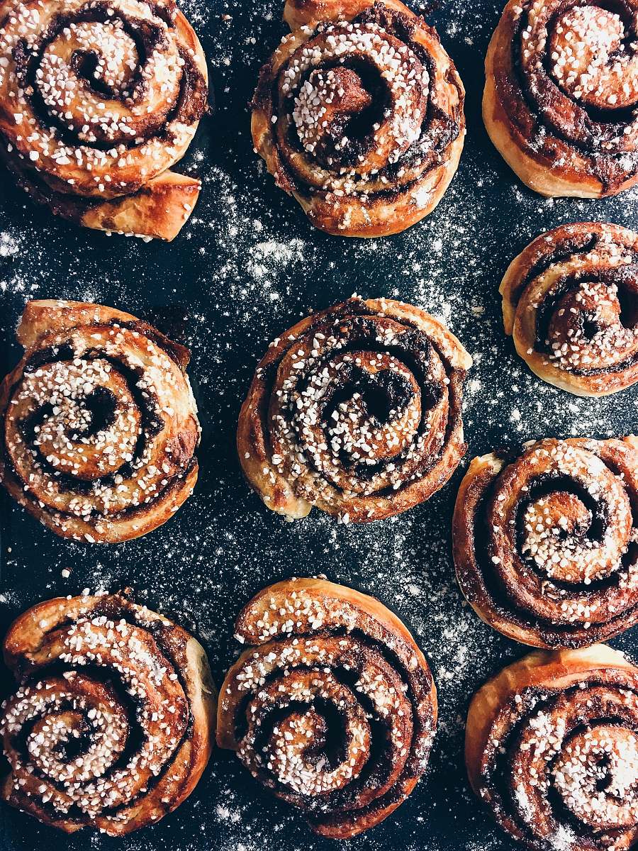 bun black and brown pastries bread