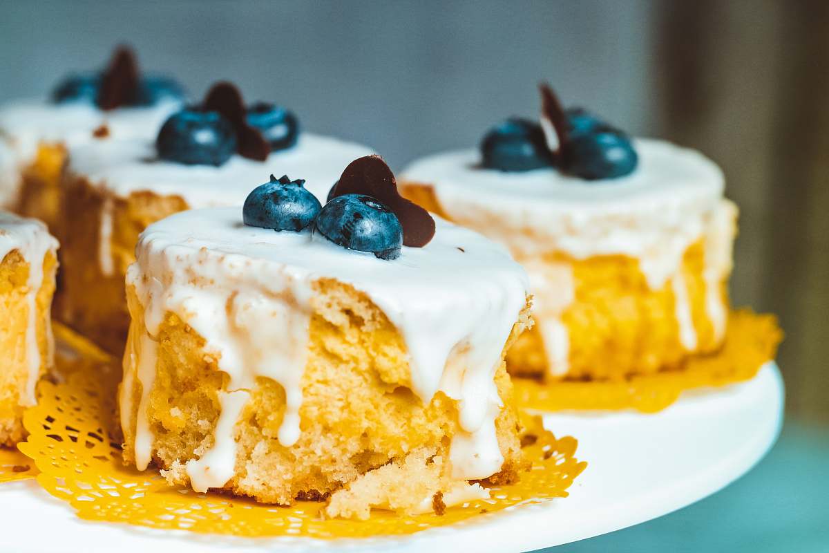 cake blueberry cupcakes dessert