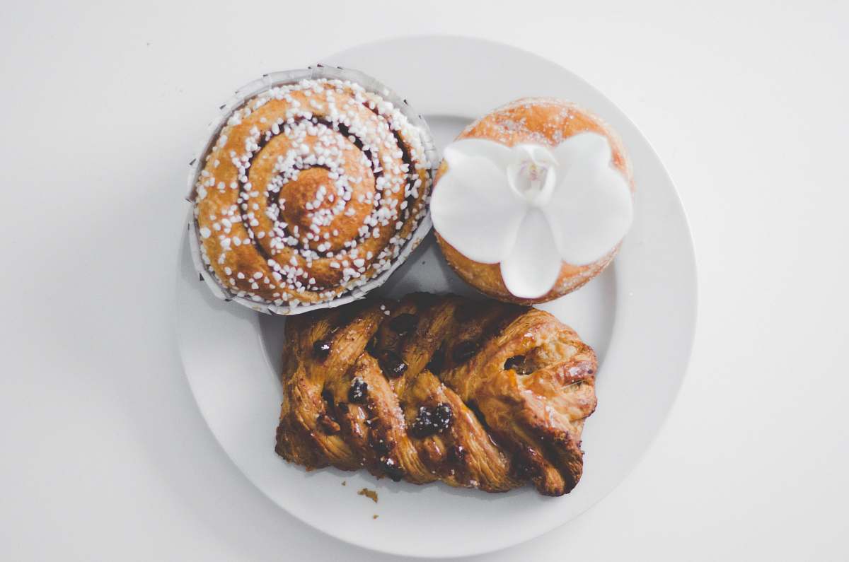 breakfast bread on ceramic plate toast
