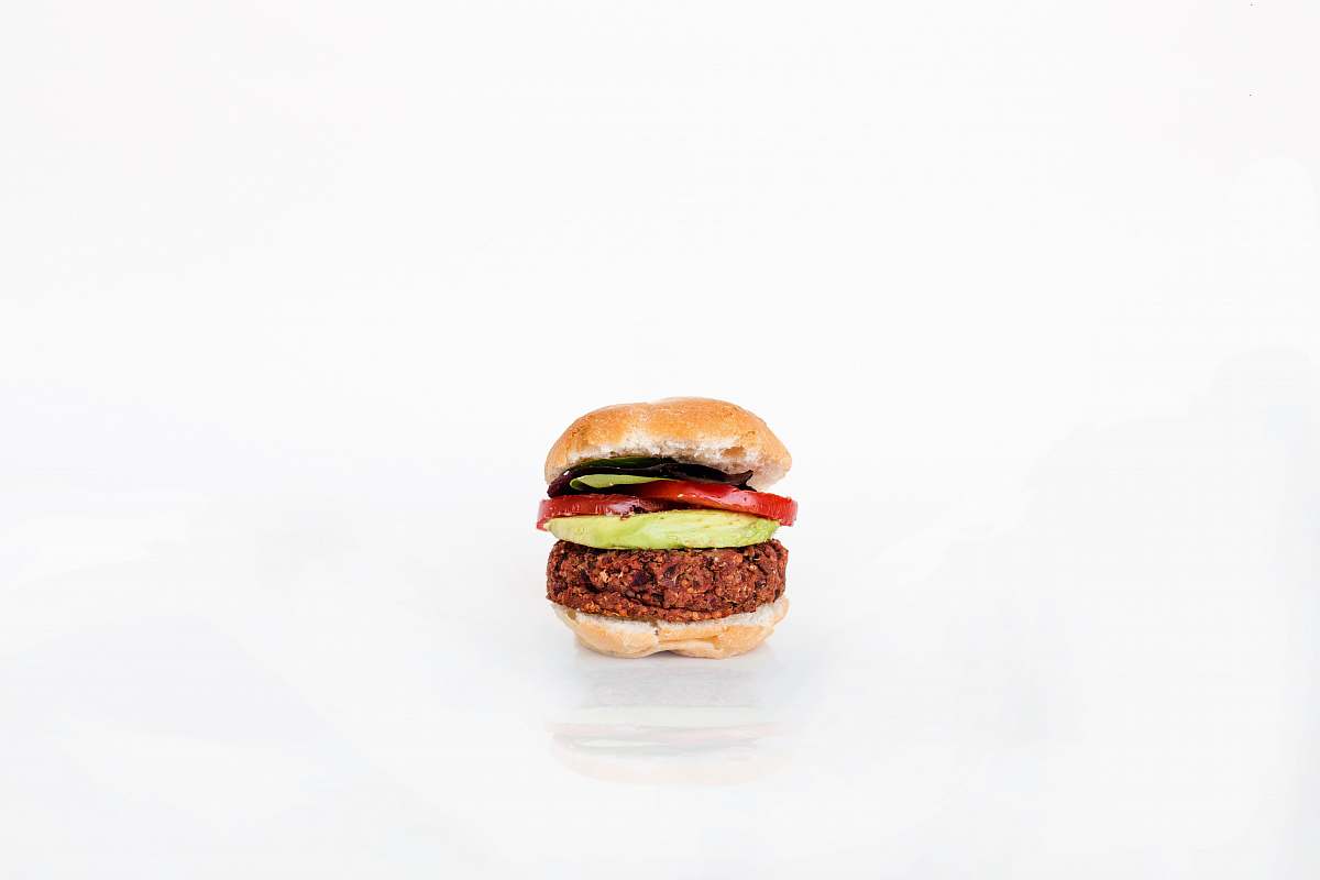 burger burger on white background salad