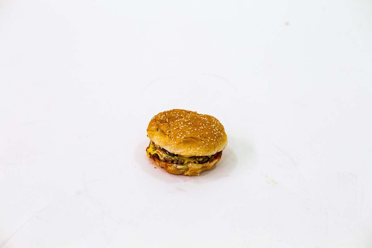 burger cheese burger brown