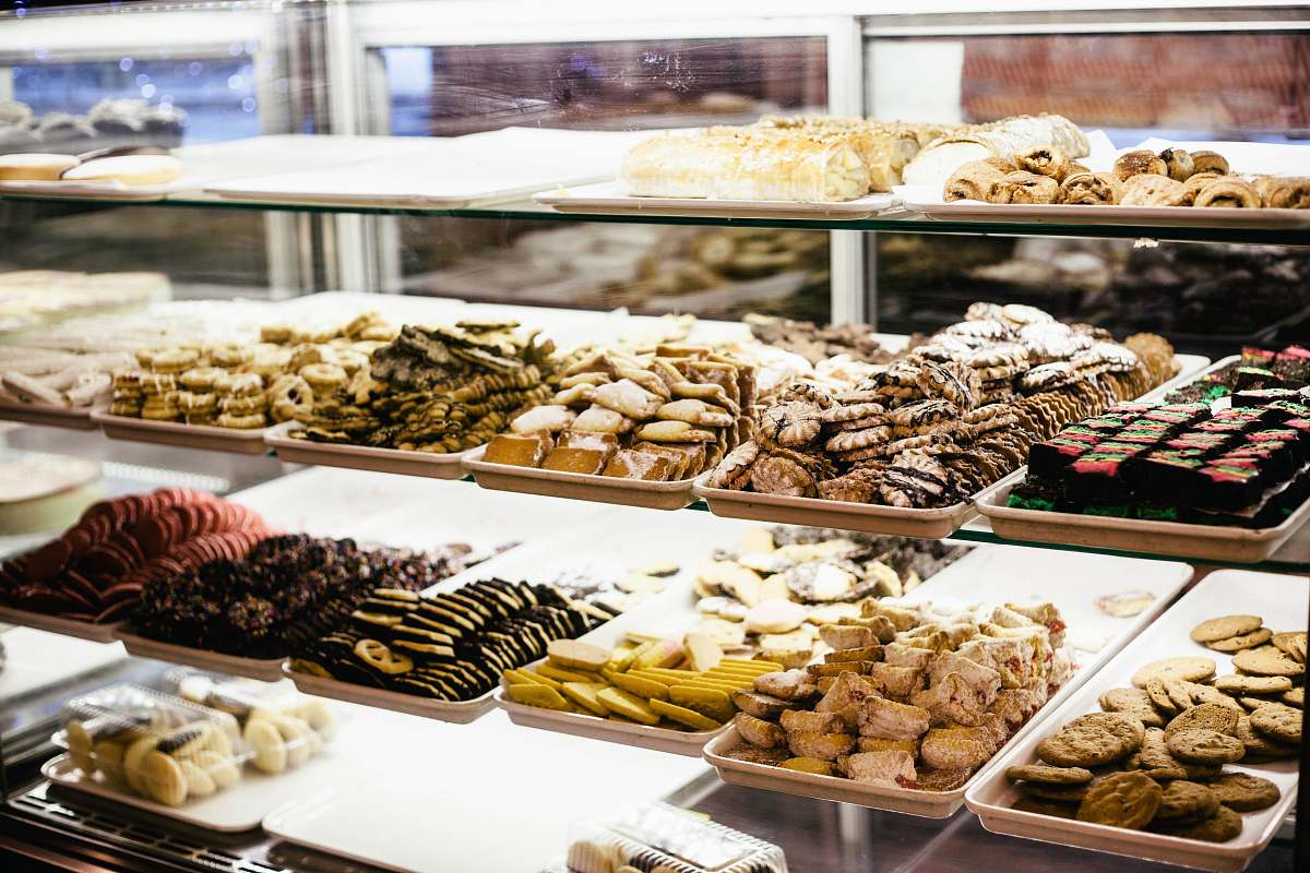 bakery chocolates pastry display dessert