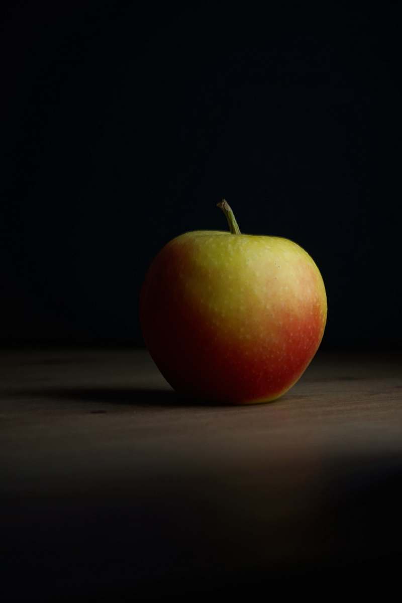 fruit closeup photography of red apple fruit apple