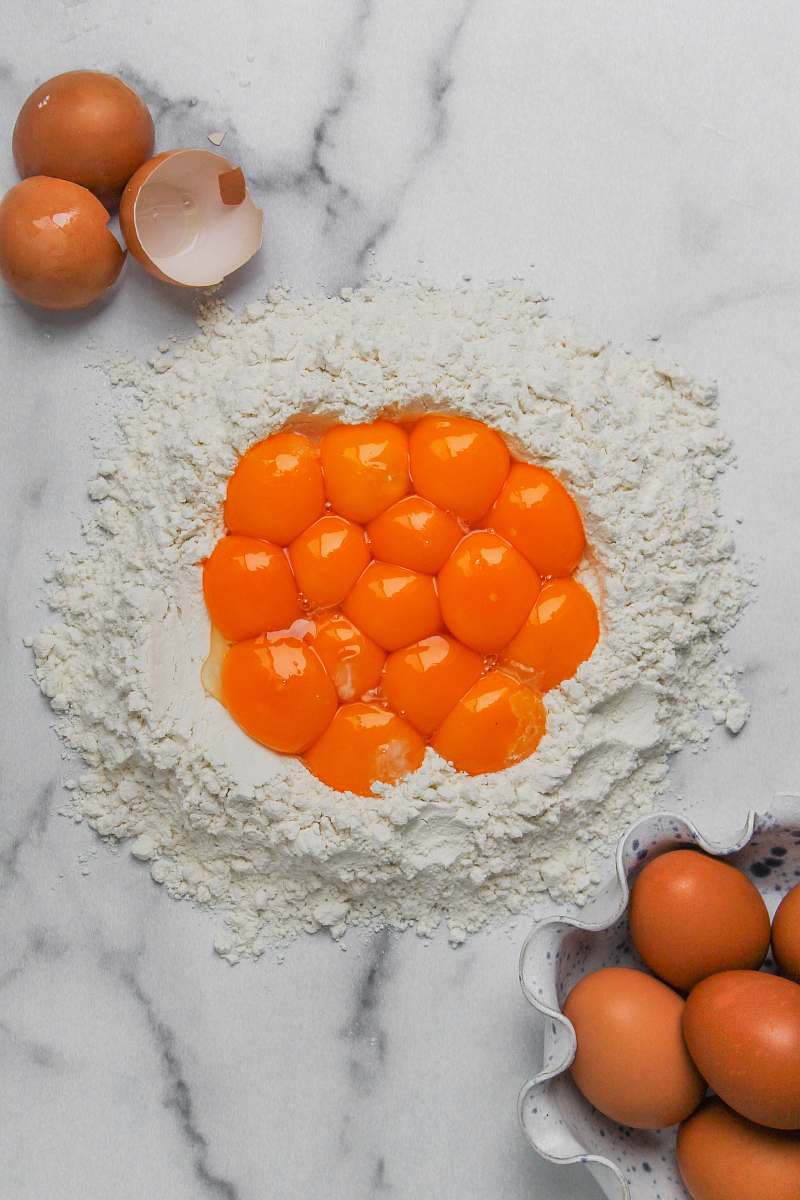 flour eggs and flour powder