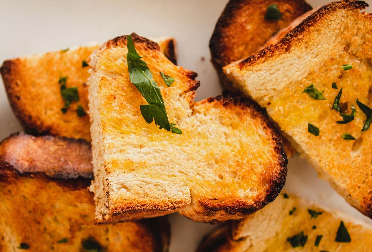 bread garlic bread toast