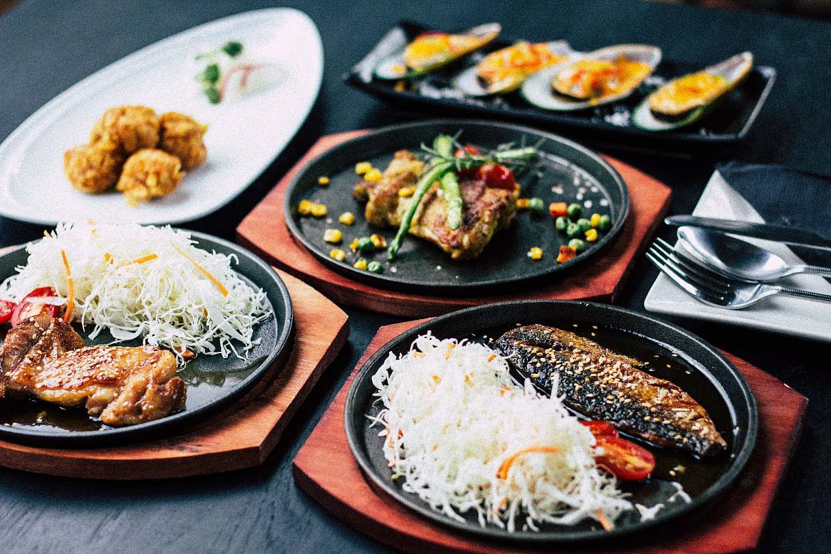 nuggets grilled fish dish fried chicken