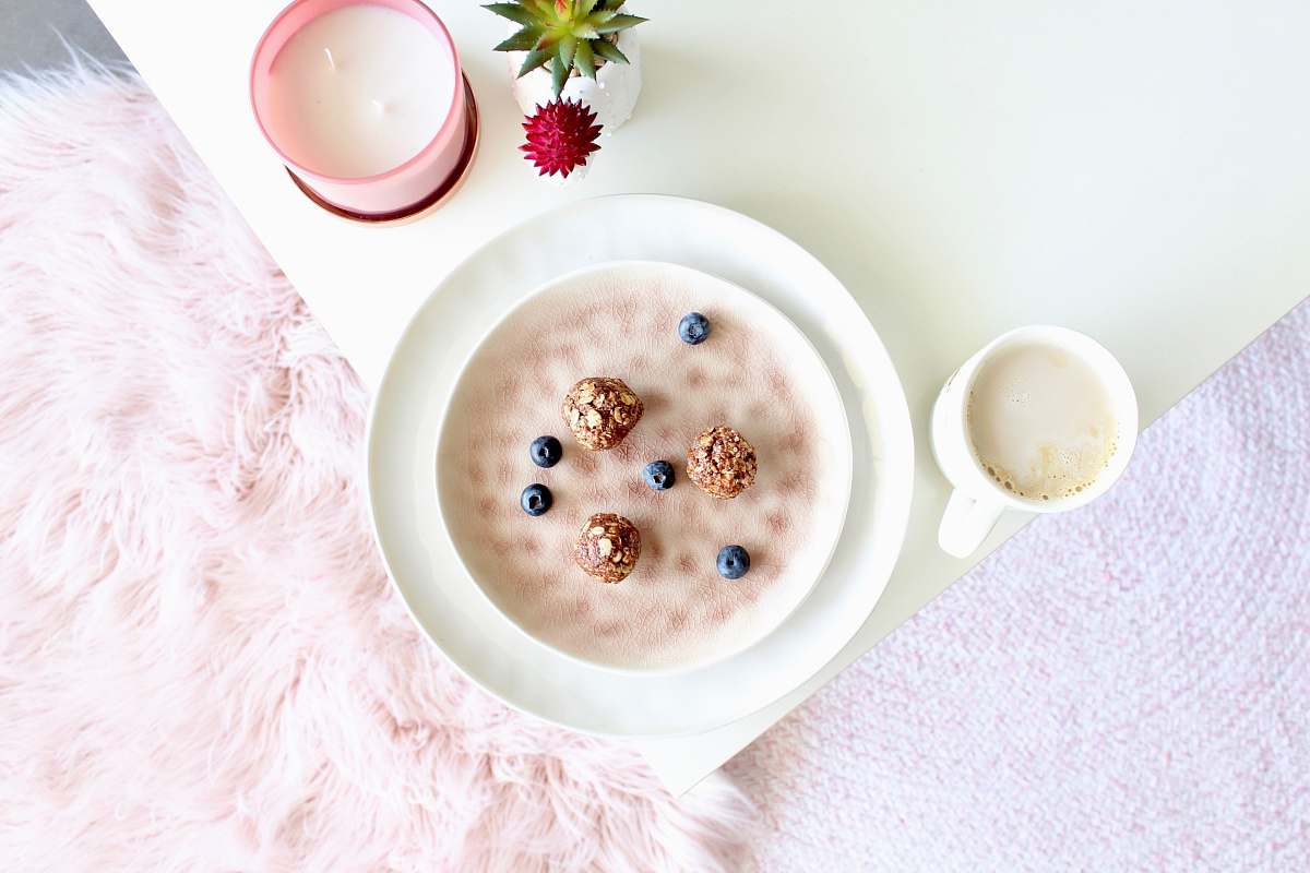 breakfast oat dish egg
