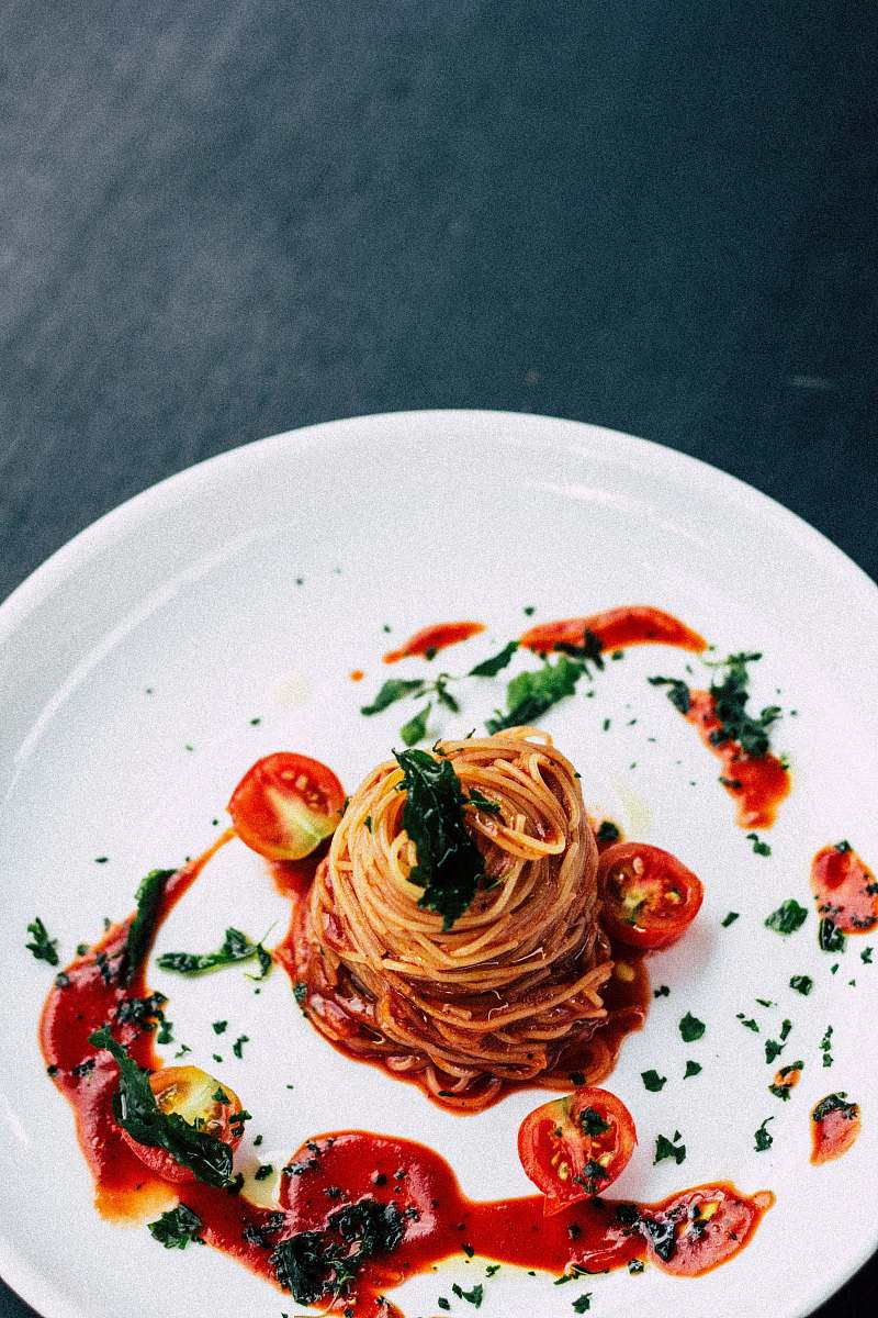 pasta pasta in tomato sauce plate