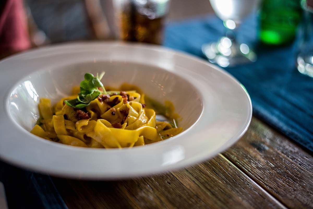 plate pasta with sauce in white ceramic bowl pasta