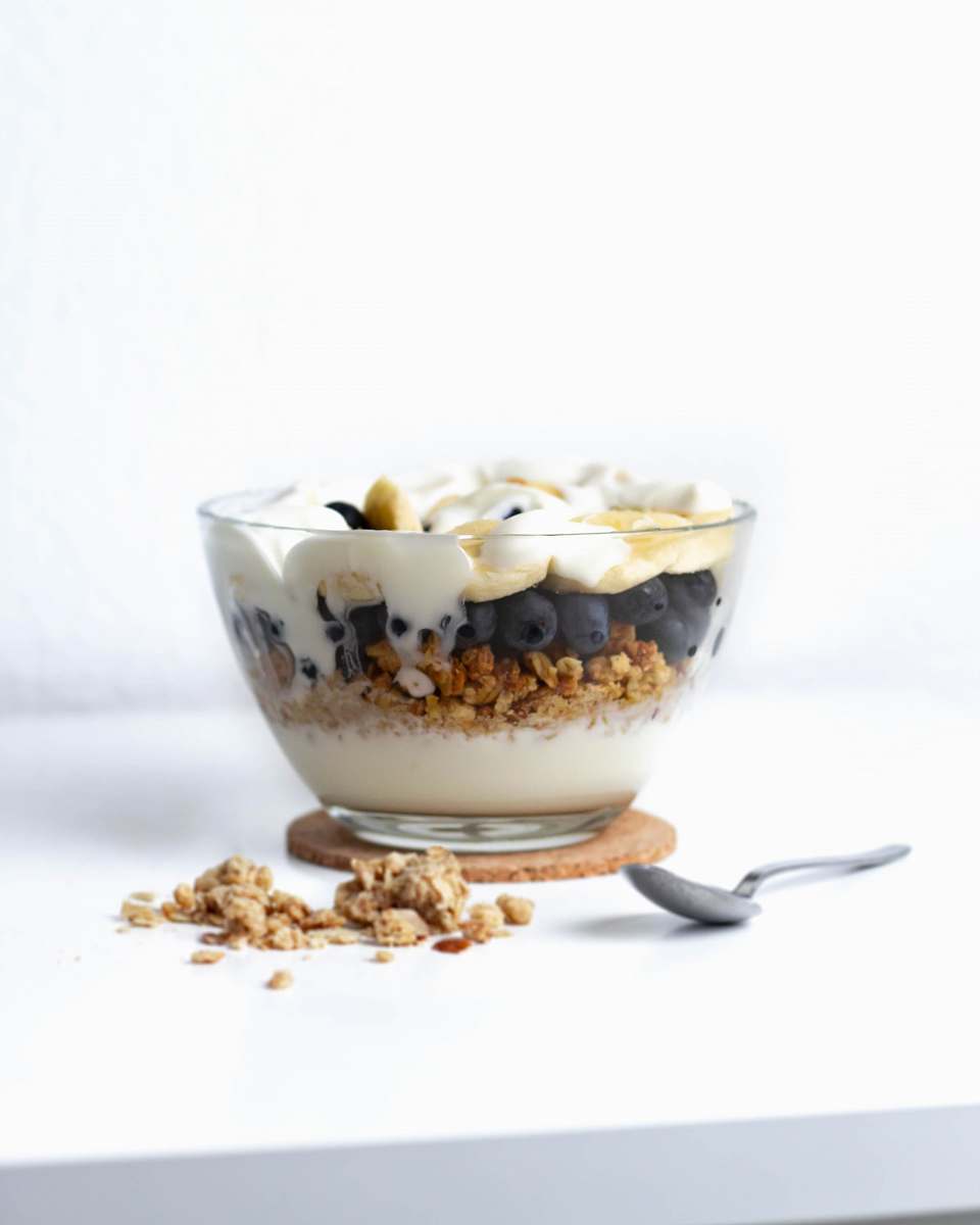 cream round white glass bowl dessert
