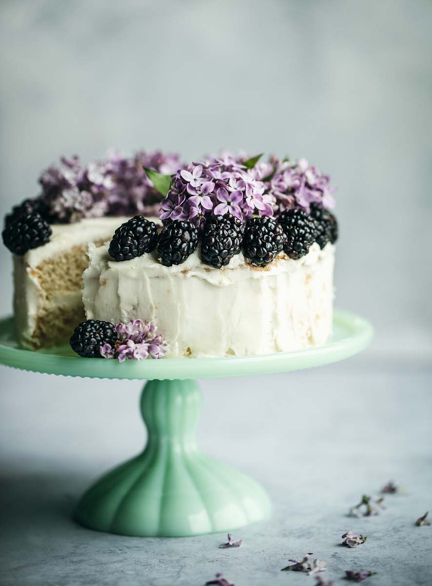 cake round white icing covered cake dessert