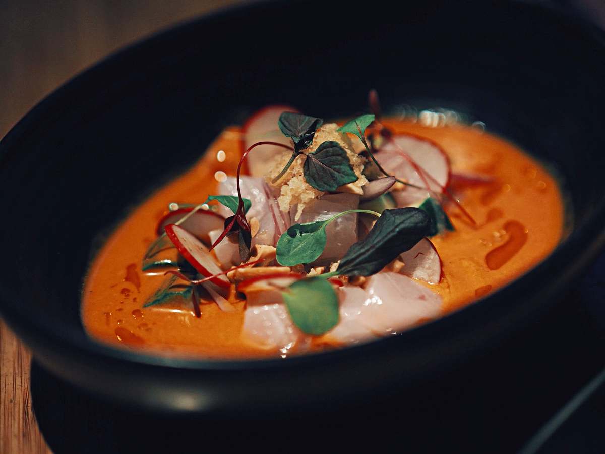 meal selective focus photo of meat stew dish