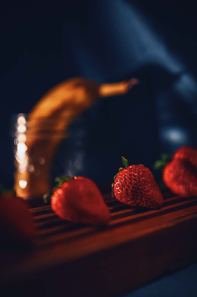 fruit shallow focus photography of red strawberry fruits plant