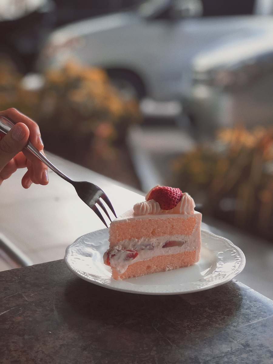 fruit sliced strawberry cake plant
