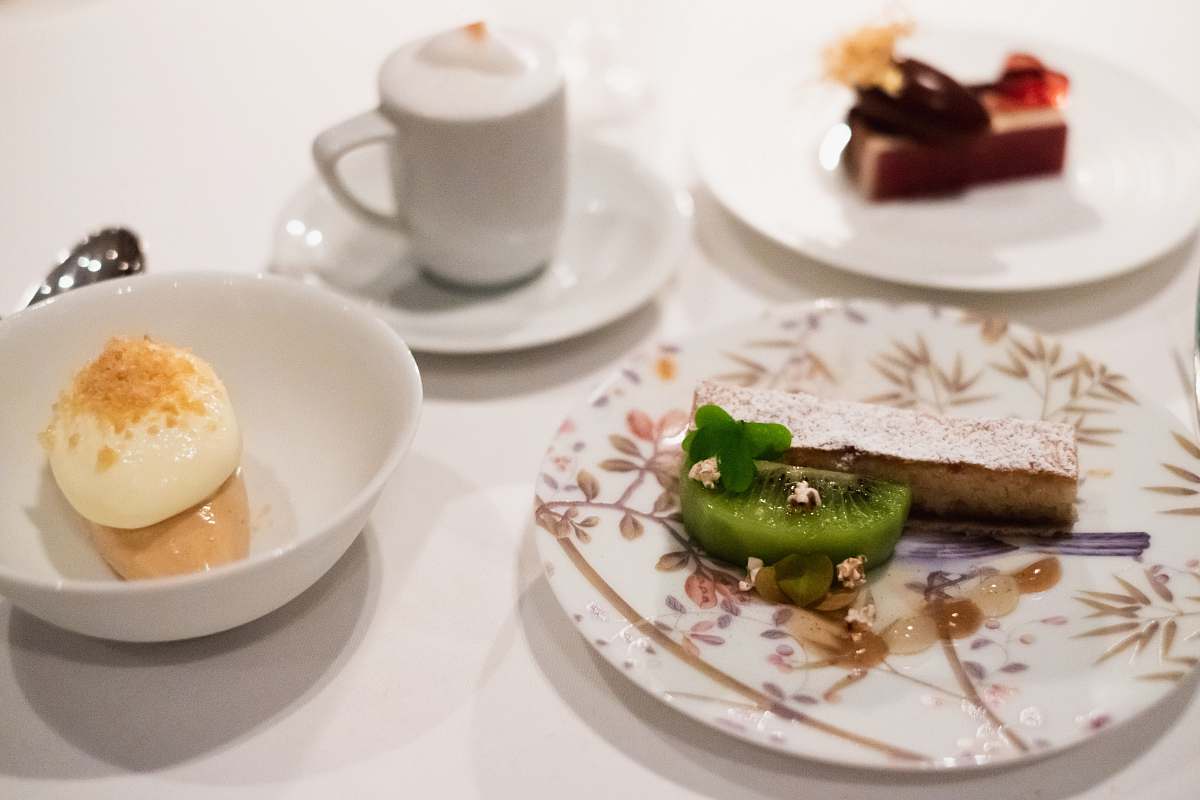 egg steam bun on white ceramic bowl pottery
