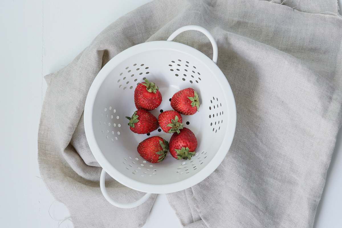 fruit strawberries on basket plant
